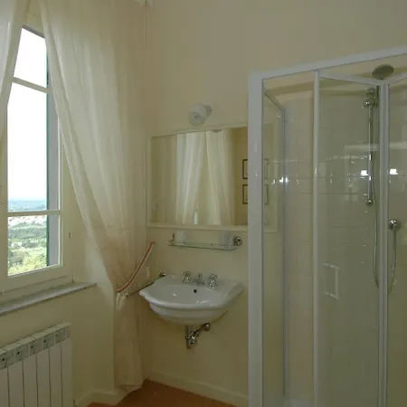 Villa Sprawling In Tuscany With Tennis Court