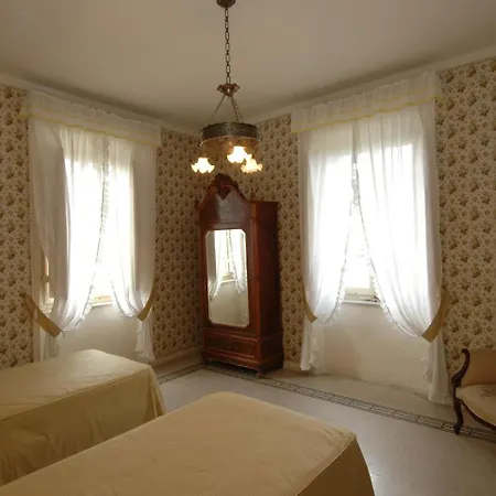 Villa Sprawling In Tuscany With Tennis Court Cortona