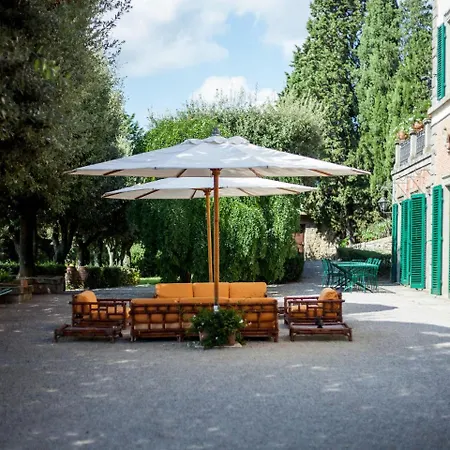 Sprawling In Tuscany With Tennis Court Villa *